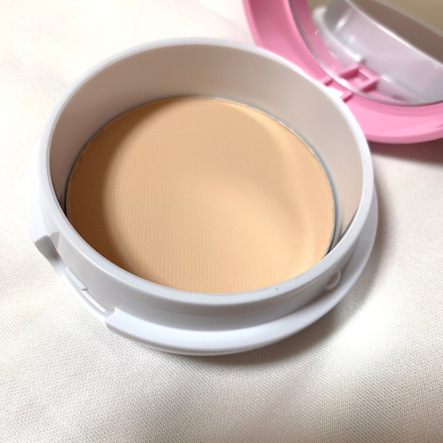 フェイスパウダー N 薬用リンクルオークル/クリアラスト/プレストパウダーを使ったクチコミ(5枚目)