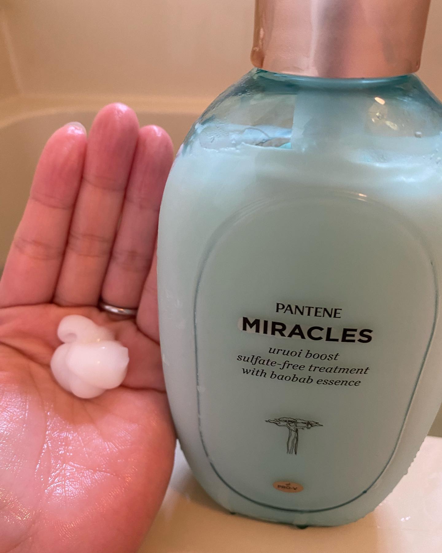 ミラクルズ うるおいブースト シャンプー/トリートメント/パンテーン/市販シャンプーを使ったクチコミ（3枚目）