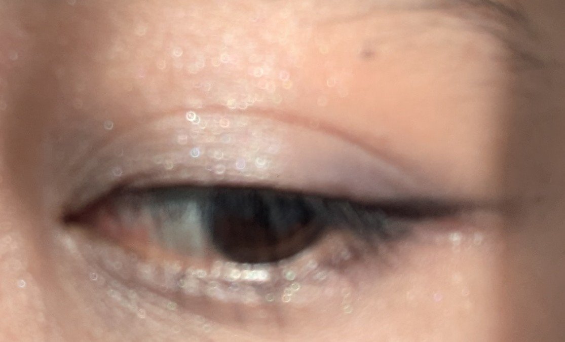 エアリータッチシャドウ 05 スミレブラウン/CEZANNE/アイシャドウパレットを使ったクチコミ（3枚目）