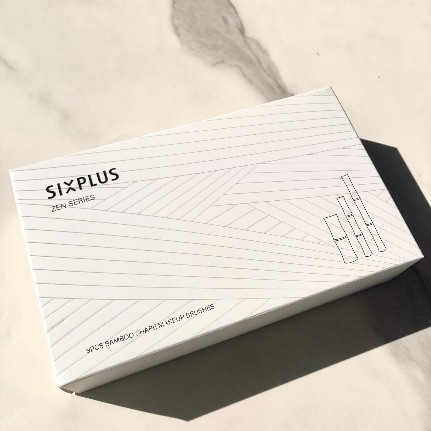 mikan_cosmecafe on LIPS 「************SIXPLUS様からいただきました🪄黒..」(9枚目)