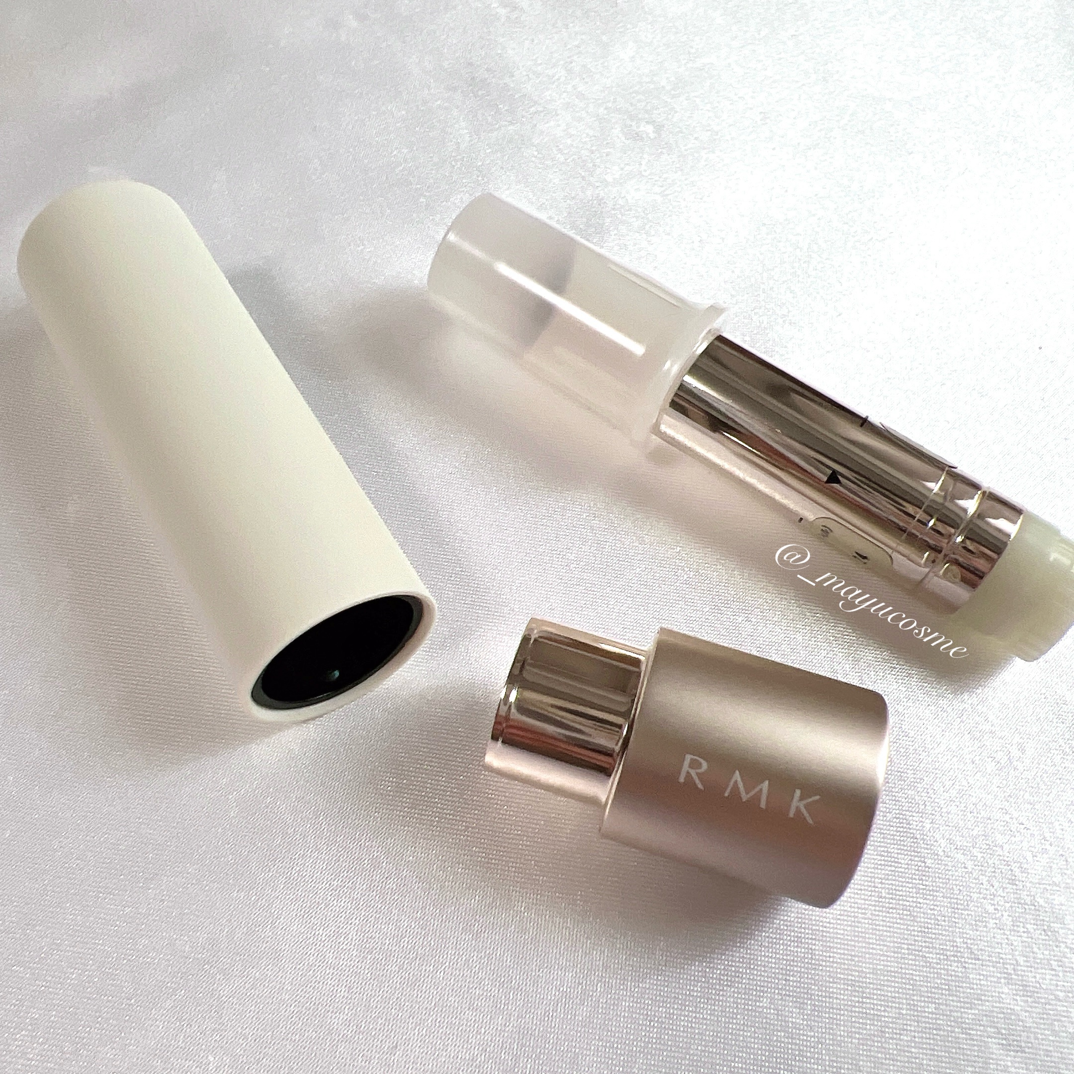RMK デューイーメルト リップカラー 01 マイチャイ/RMK/口紅を使ったクチコミ（3枚目）