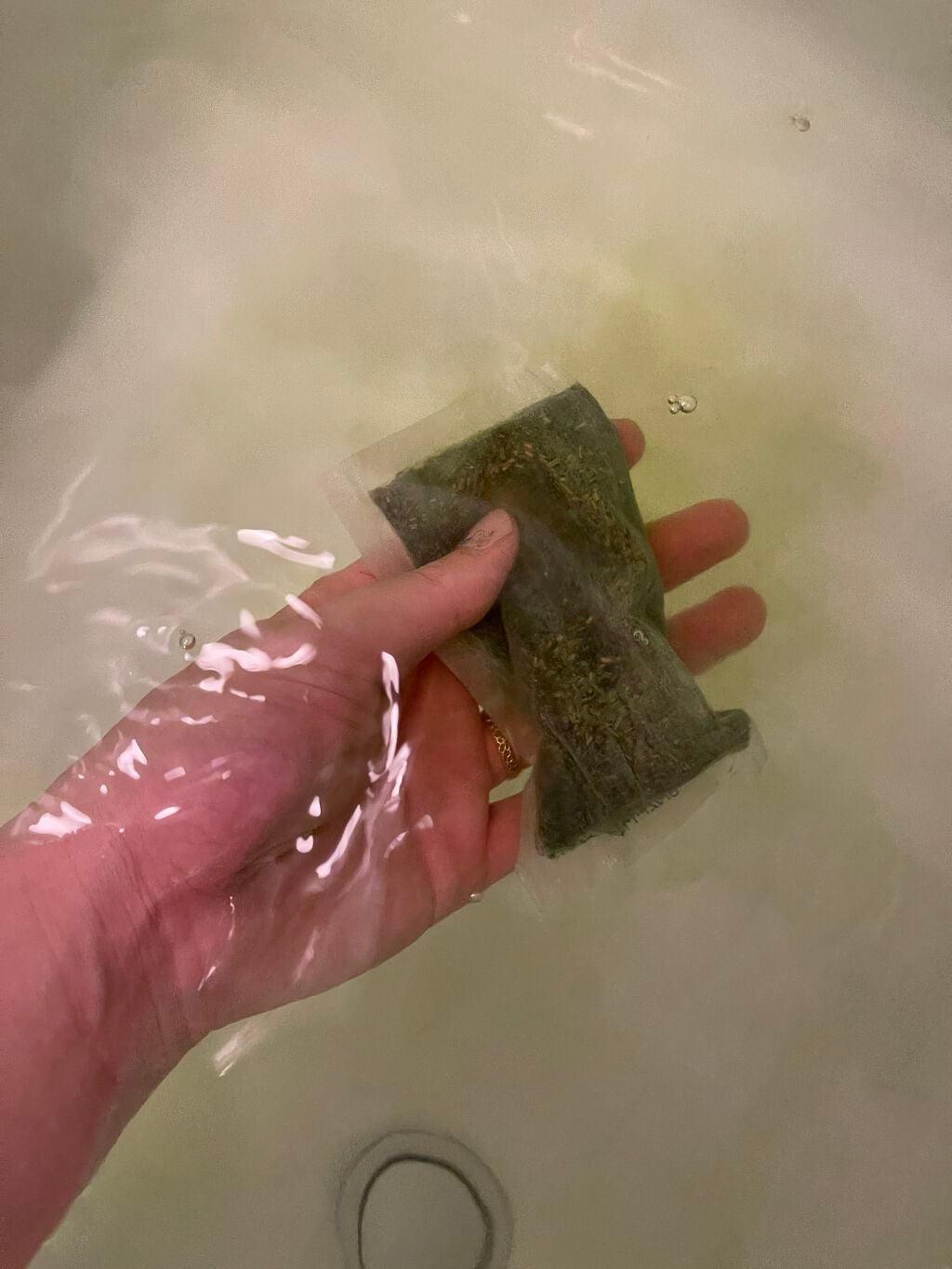 HerbTEAbathmed /Slowbliss/無機塩系入浴剤を使ったクチコミ(6枚目)