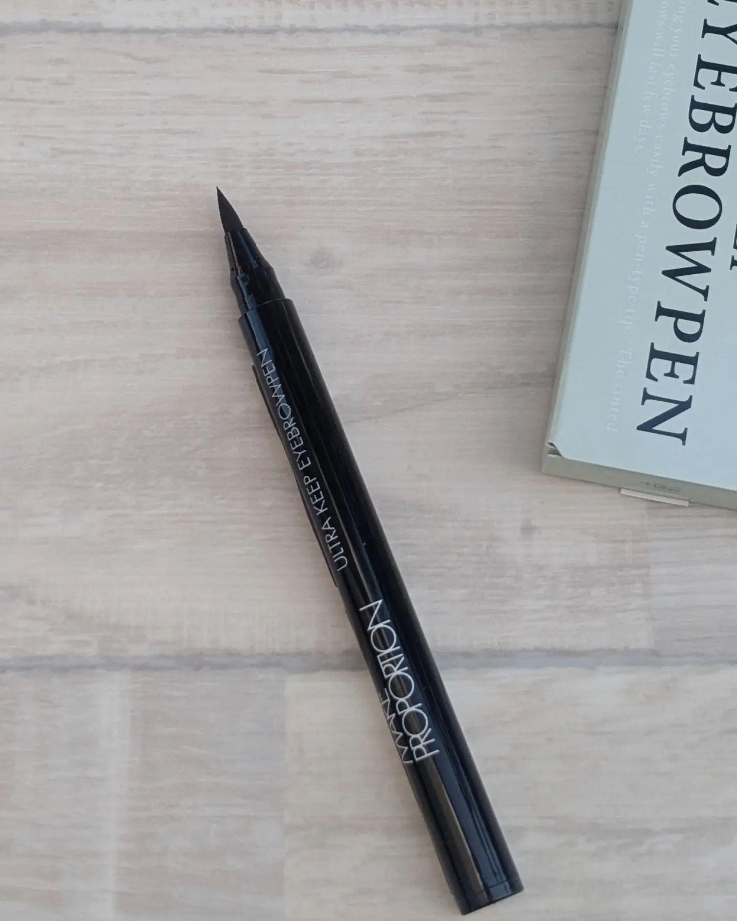 ウルトラキープアイブロウペン ダークブラウン/メイクプロポーション/眉ティントを使ったクチコミ（2枚目）