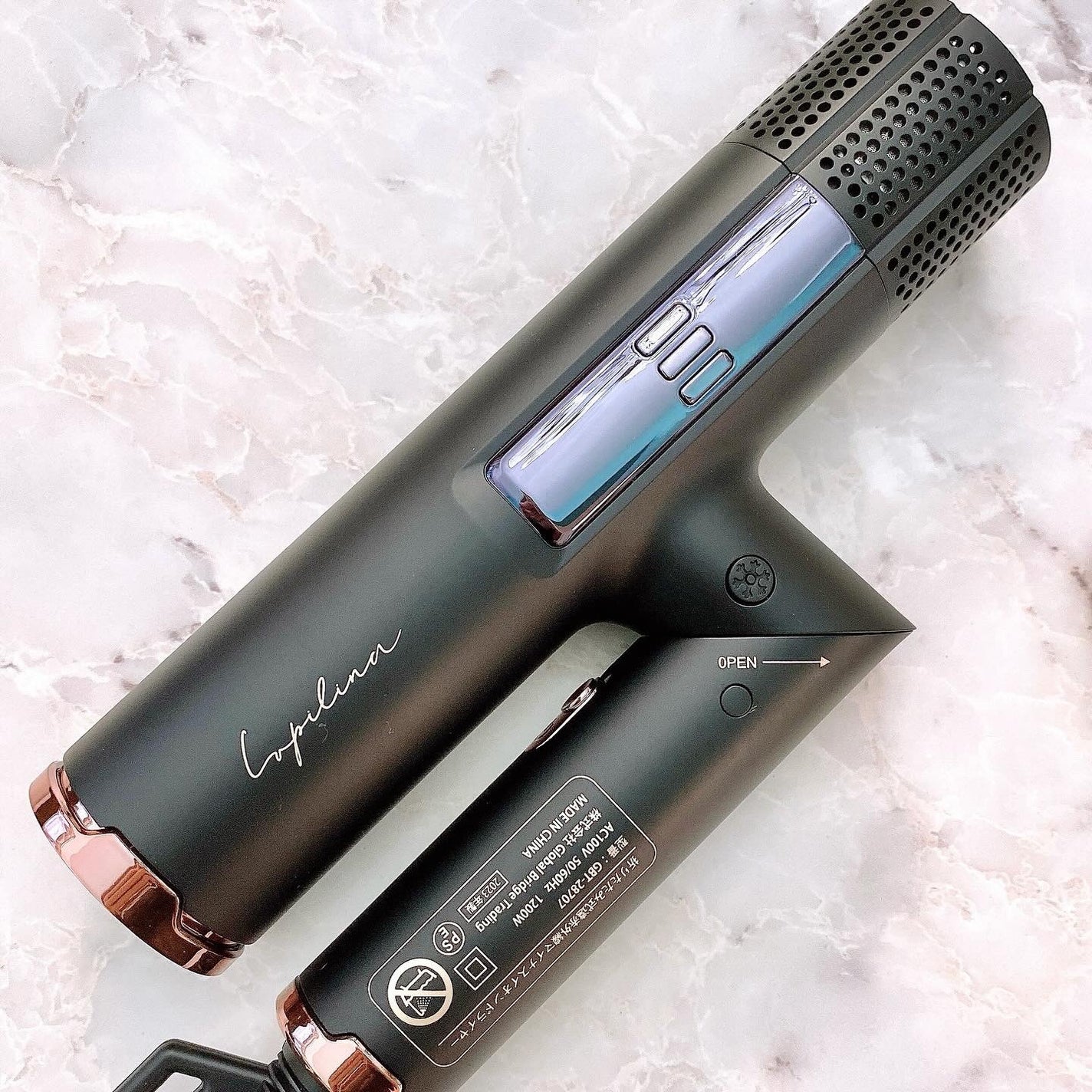 プレミアムドライヤー/ルピリーナ/ドライヤーを使ったクチコミ(4枚目)