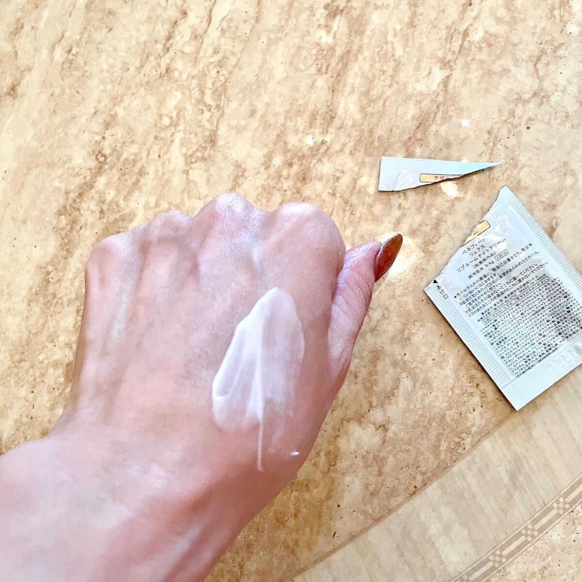 Shiho Arai on LIPS 「・・ベネフィークリュクスリブルームナイトクリームお試しさせてい..」(3枚目)