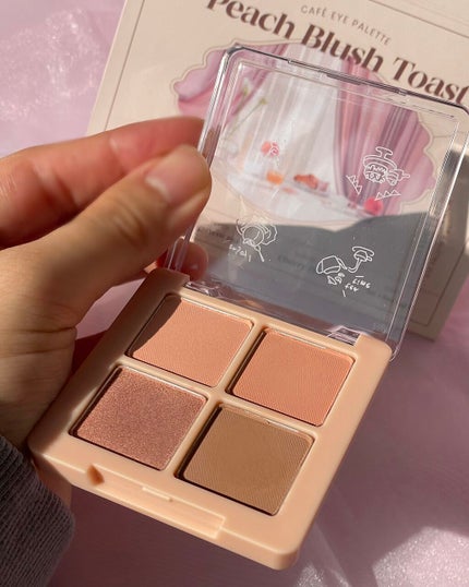 Peach Blush Toast cafe eye palette/NOTONE/アイシャドウパレットを使ったクチコミ(4枚目)