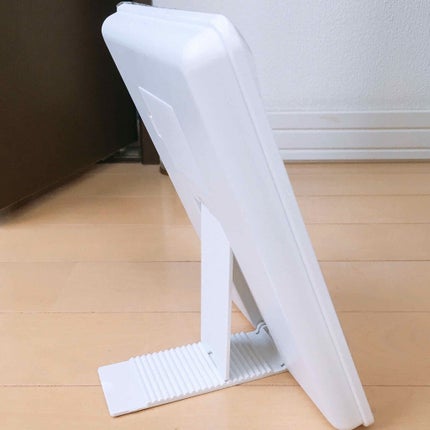 LED付ミラー(スタンドタイプ)/DAISO/その他化粧小物を使ったクチコミ(3枚目)