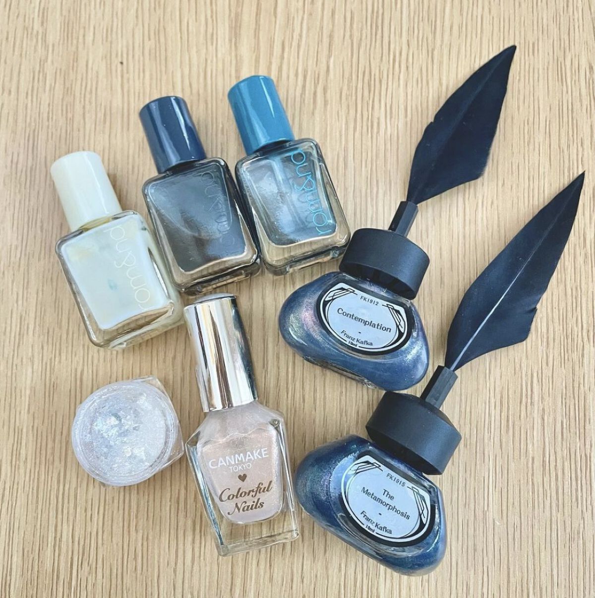 羽根ペンネイルポリッシュ FK1915 変身- Franz Kafka -/et seq./マニキュアを使ったクチコミ（2枚目）