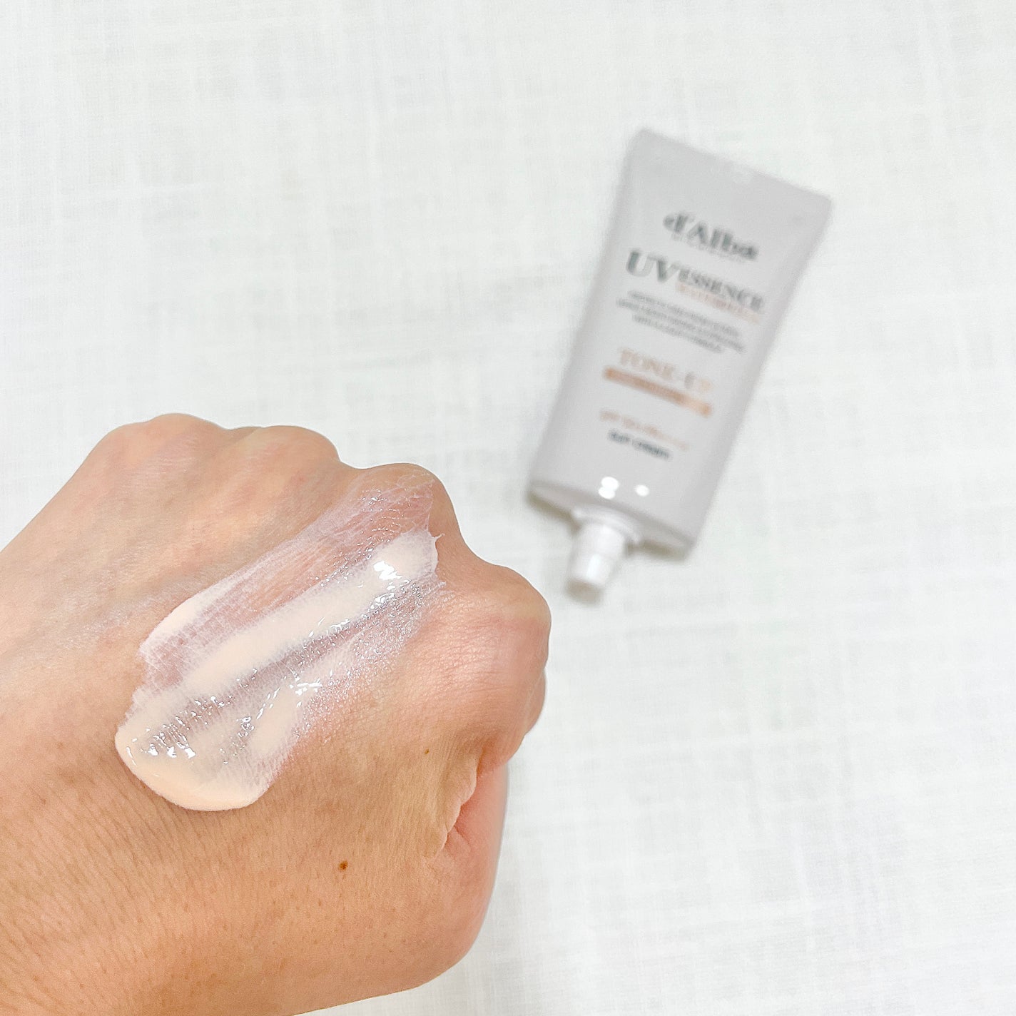 ウォータフルトーンアップサンクリーム/ダルバ/日焼け止めクリームを使ったクチコミ(3枚目)