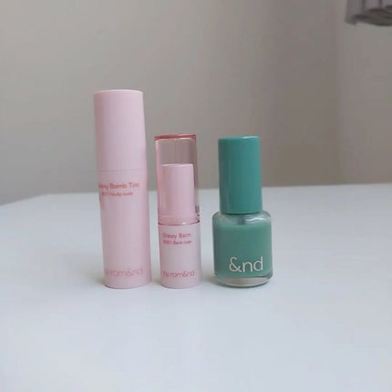 アンドバイロムアンド グラッシーボムティント/&nd by rom&nd/リップティントを使ったクチコミ(2枚目)