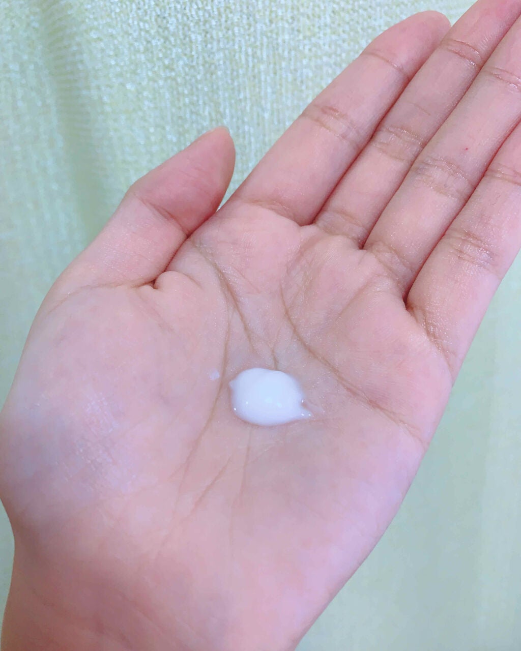 純白専科 すっぴん白雪美容液(専科 薬用美白クリーム)/SENKA(専科)/美容液を使ったクチコミ(3枚目)