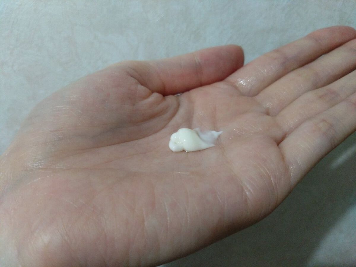 RJクリームS しっとり/山田養蜂場（健康食品）/フェイスクリームを使ったクチコミ（2枚目）