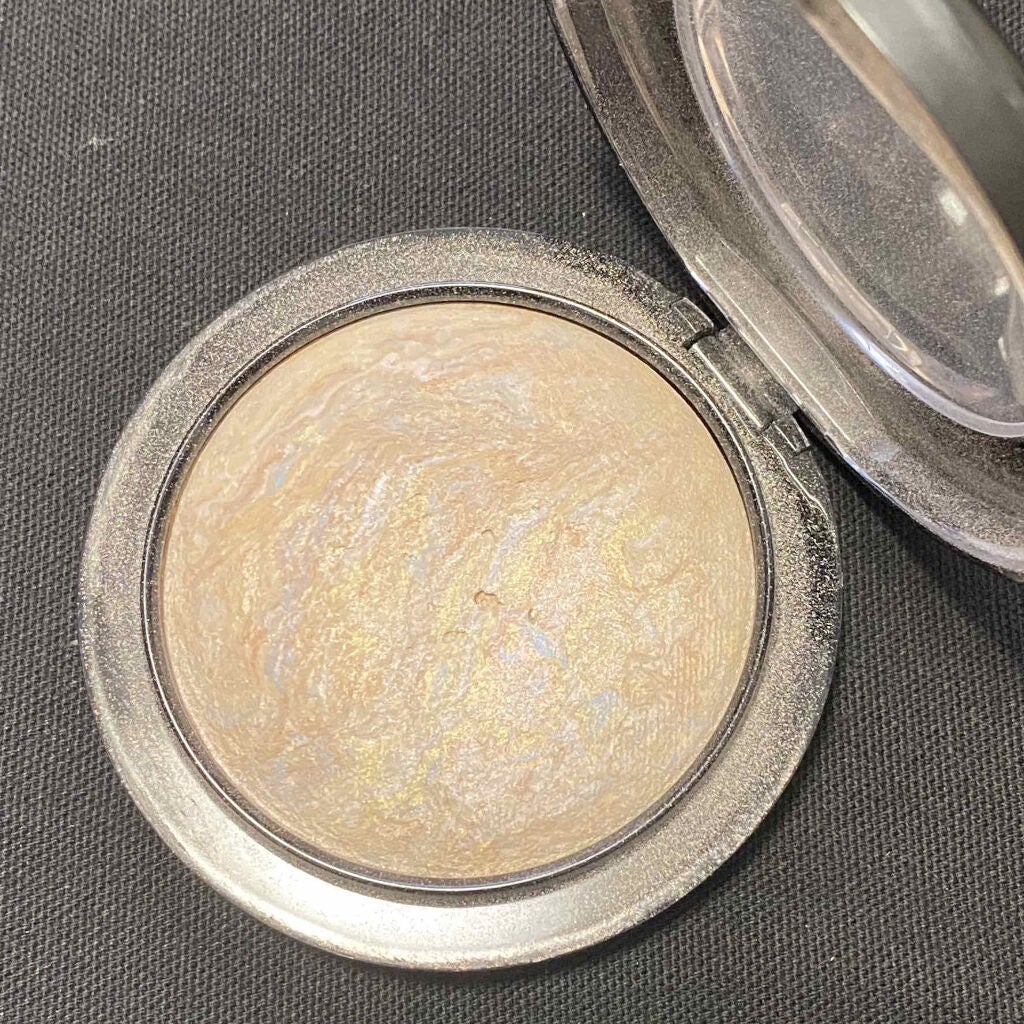 M·A·C ミネラライズ スキンフィニッシュ/M・A・C/パウダーハイライトを使ったクチコミ(2枚目)