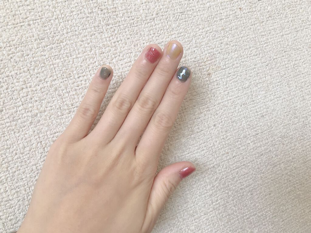 カラフルネイルズ/キャンメイク/マニキュアを使ったクチコミ（2枚目）