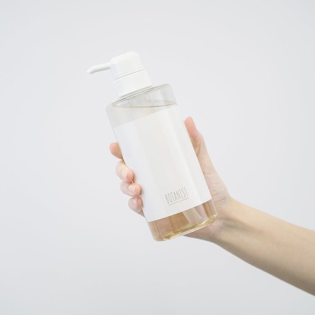 ボタニカルシャンプー/トリートメントホワイトラベルデザインセット　スムース/BOTANIST/シャンプー・コンディショナーを使ったクチコミ（1枚目）