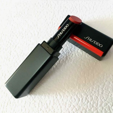 ✔️SHISEIDO ヴィジョナリージェルリップスティック
223 Shizuka Red

また赤か

か、かわいい！名前もかわいい！と気になっていたのでふらふら行ってきました。
とても人気のお色だそ