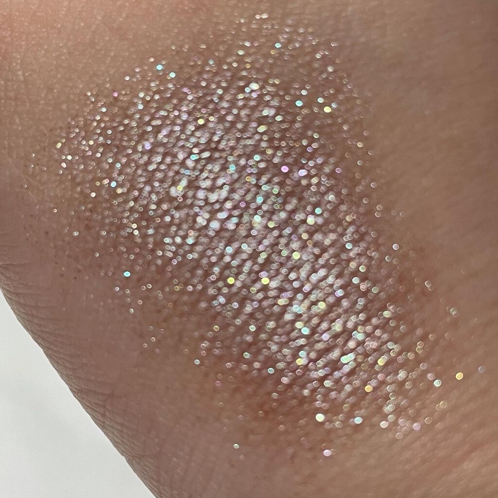 ハードワイヤードアイシャドー/NARS/単色アイシャドウを使ったクチコミ(5枚目)