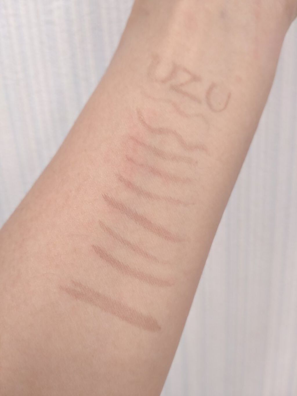 38℃ シェード ライナー/UZU BY FLOWFUSHI/リキッドアイライナーを使ったクチコミ（2枚目）