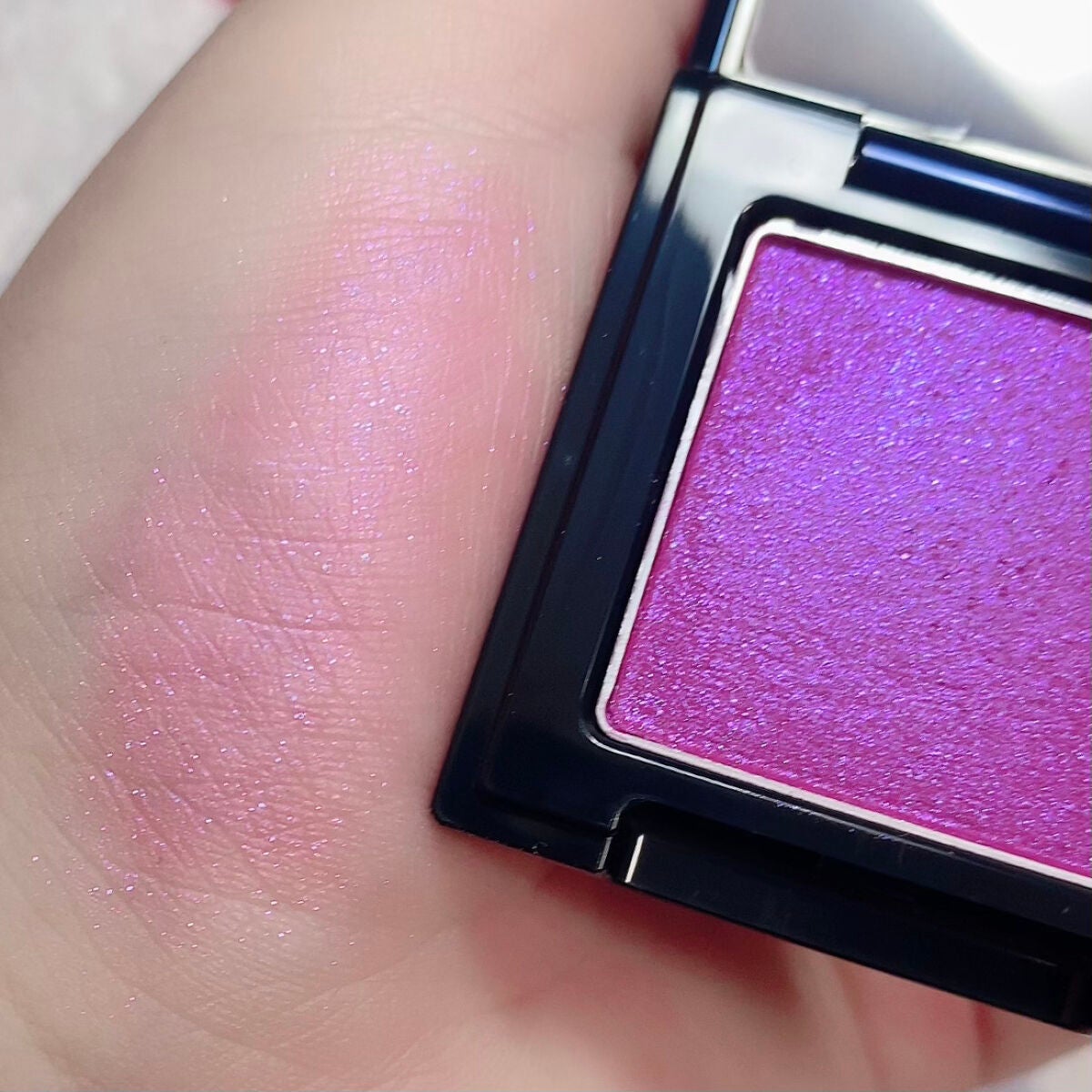 ラズル アイカラー/エレガンス ラズル /単色アイシャドウを使ったクチコミ(8枚目)