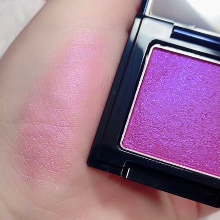 ラズル アイカラー/エレガンス ラズル /単色アイシャドウを使ったクチコミ(8枚目)