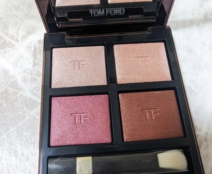アイ カラー クォード/TOM FORD BEAUTY/アイシャドウパレットを使ったクチコミ(2枚目)