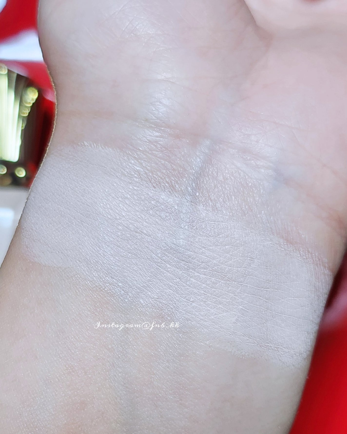 タンフェティッシュ ルフルイド/クリスチャン ルブタン/リキッドファンデーションを使ったクチコミ(3枚目)