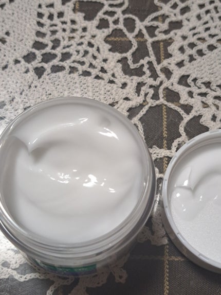 ピュア ナチュラル クリームエッセンス モイスト/pdc/オールインワン化粧品を使ったクチコミ(2枚目)