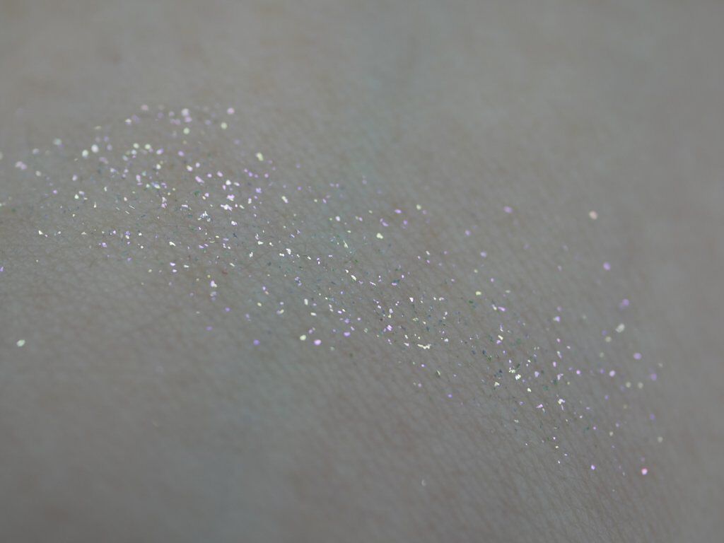 ミネラルピグメント/ONLY MINERALS/単色アイシャドウを使ったクチコミ(4枚目)