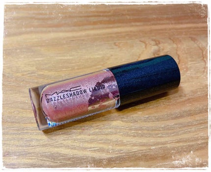 ダズルシャドウ リキッド/M・A・C/リキッドアイシャドウを使ったクチコミ(1枚目)