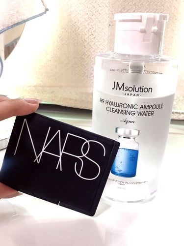 ライトリフレクティングセッティングパウダー　プレスト　N/NARS/プレストパウダーを使ったクチコミ（4枚目）