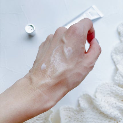 エッセンシャル リアル アイクリーム フォーフェイス/AHC/アイケア・アイクリームを使ったクチコミ(3枚目)