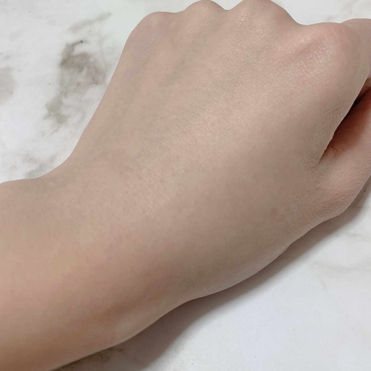 プリズム・リーブル/GIVENCHY/ルースパウダーを使ったクチコミ（3枚目）