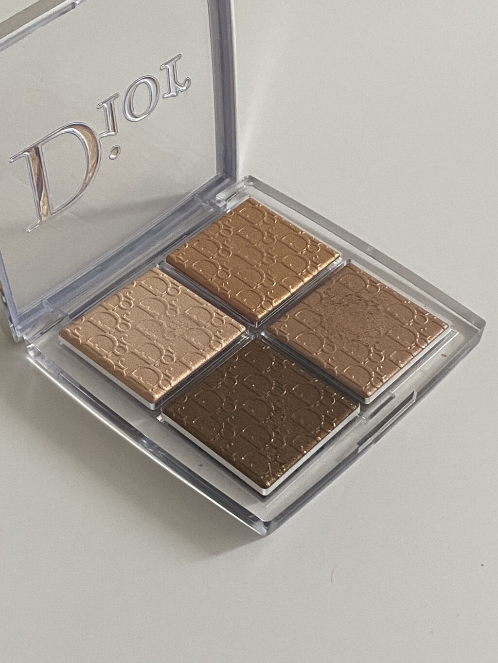 ディオール バックステージ フェイス グロウ パレット/Dior/ハイライトを使ったクチコミ（2枚目）