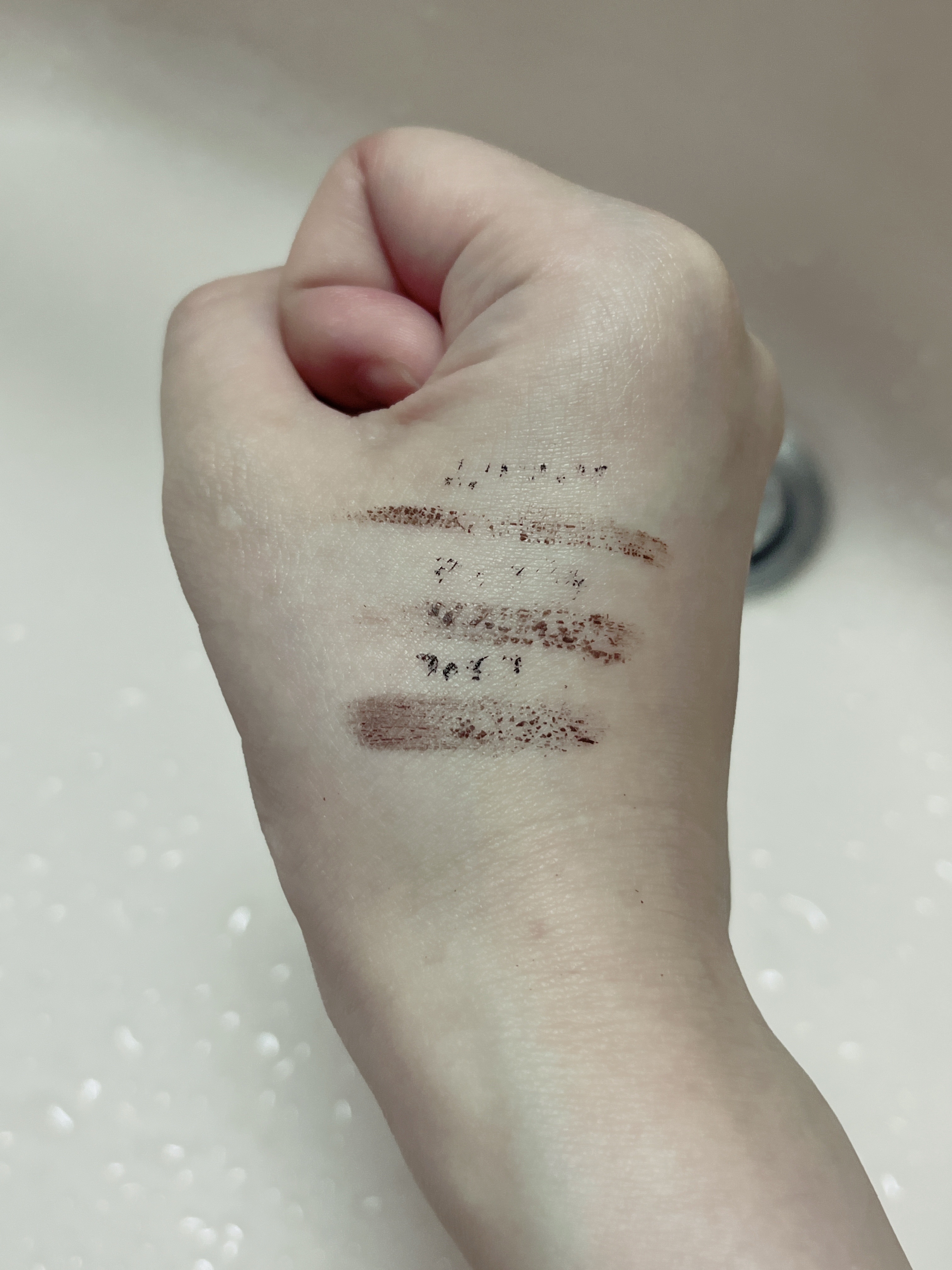 リキッドアイライナー ストロングウォータープルーフ ブラック/ミゼルエディ/リキッドアイライナーを使ったクチコミ（3枚目）