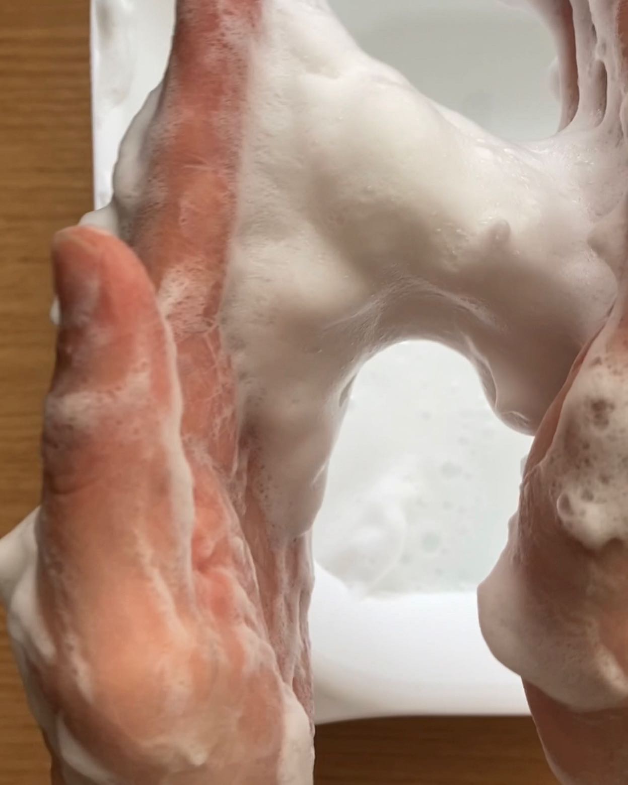 deep2031 ピュアソープのクチコミ「しっかり洗えてるのに、つっぱらない！かさかさしない！泡で洗う洗顔石鹸

【deep2031 ピ.....」（3枚目）