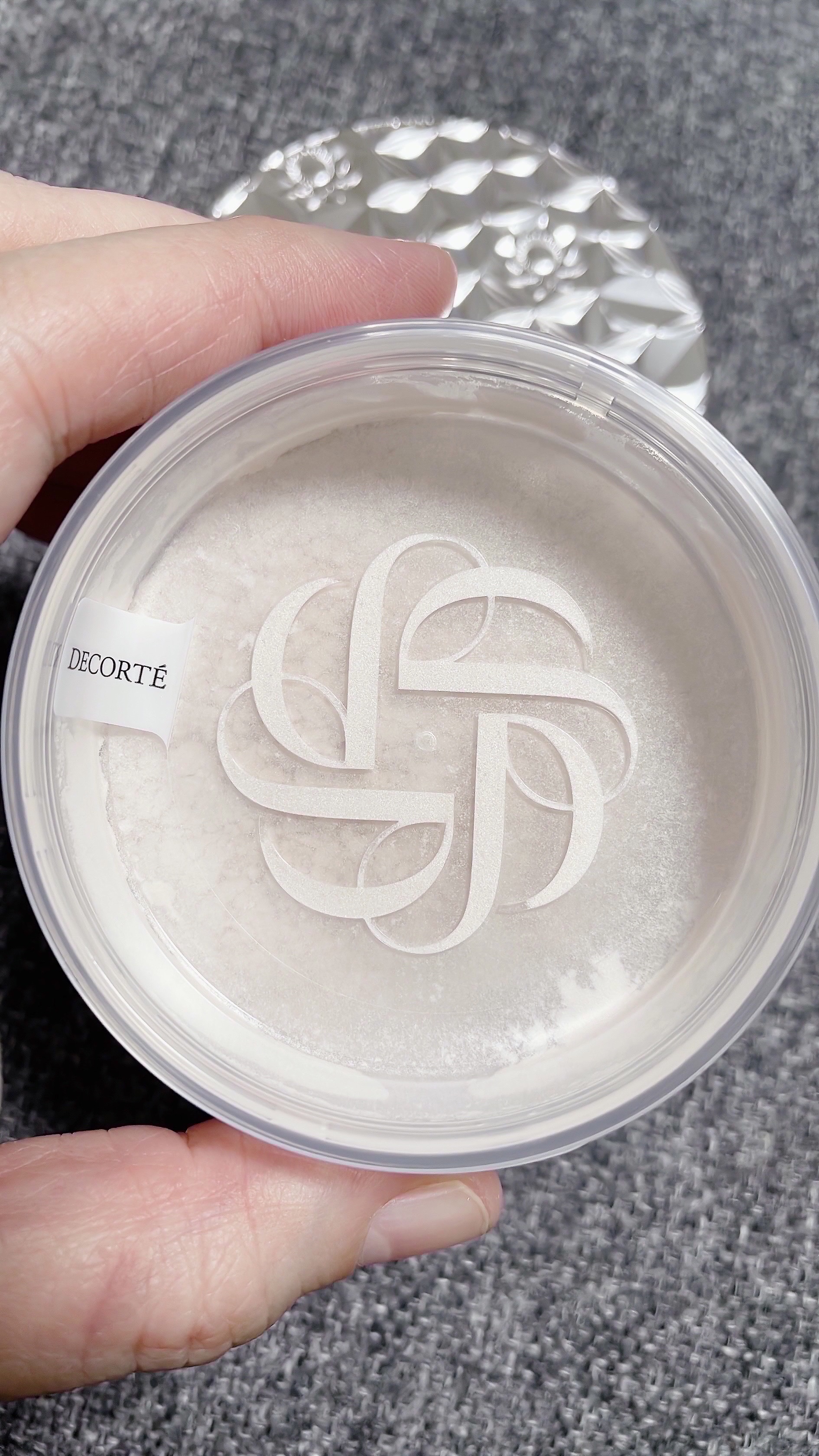 ルース パウダー/DECORTÉ/ルースパウダーを使ったクチコミ（2枚目）