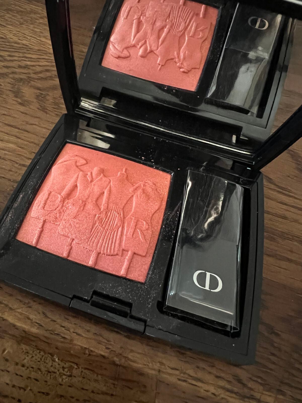 【旧】ディオールスキン ルージュ ブラッシュ/Dior/パウダーチークを使ったクチコミ(1枚目)