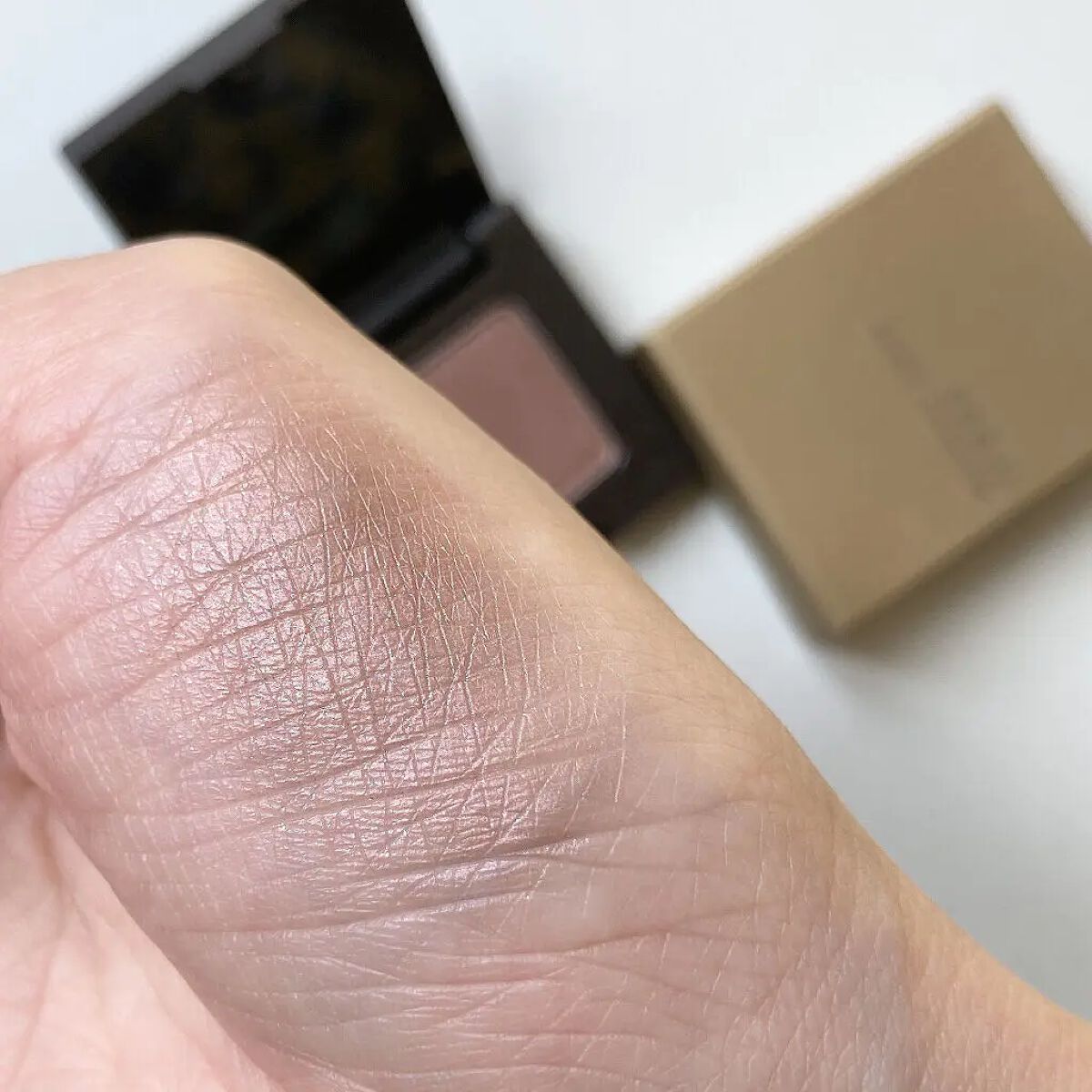 ニュアンス アイシャドウ d08 Tsubomi／蕾