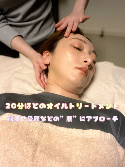 エミリー@フォロバ100 on LIPS 「・・小顔になりたい!小顔になりたいというよりフェイスラインのた..」(4枚目)