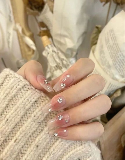 meru❤︎ on LIPS 「最近流行っている中国ネイルのおすすめアイデア💅最近TikTok..」(7枚目)