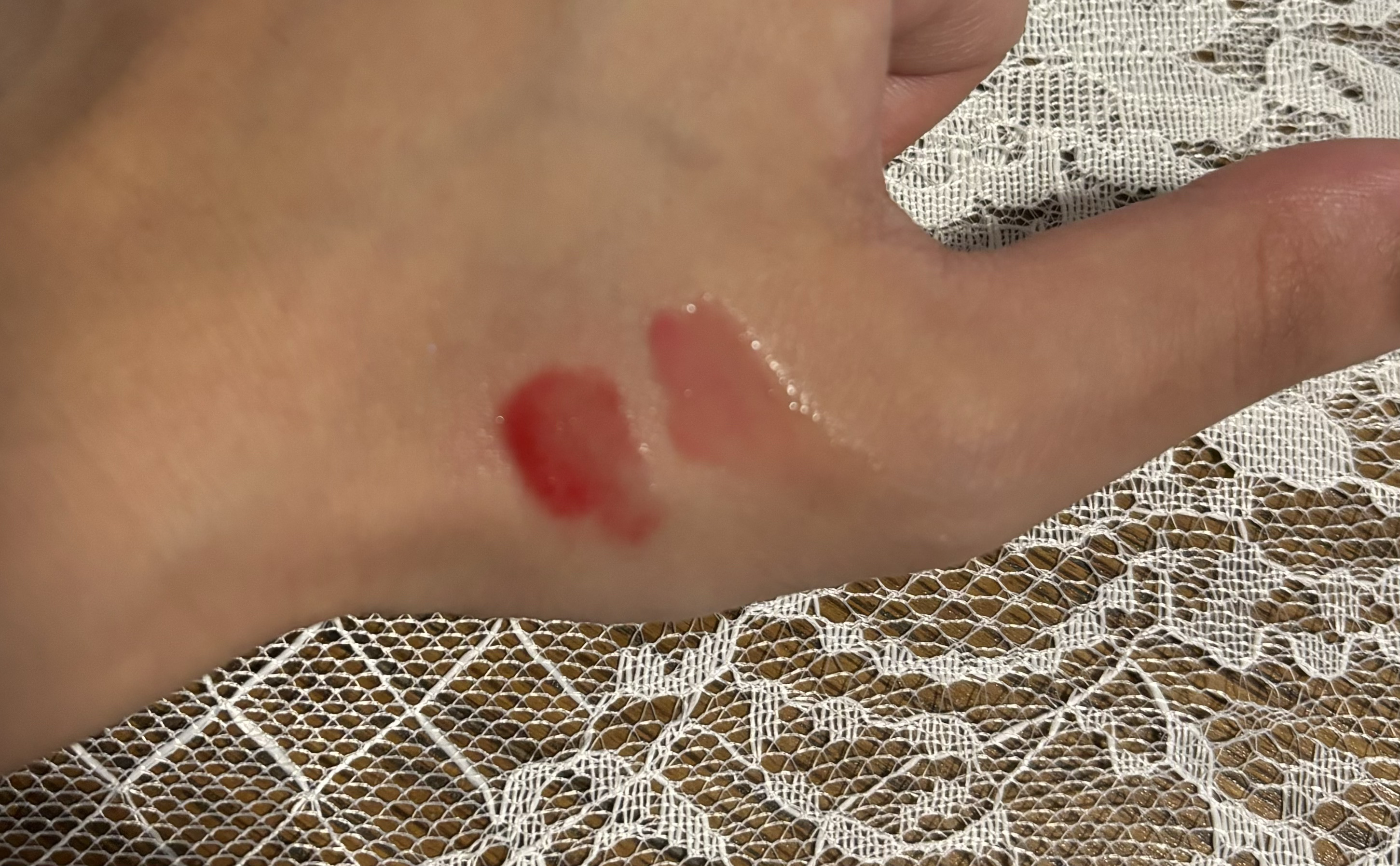 キャンメイク リップティントシロップのクチコミ「キャンメイク

リップティントシロップ 
02 ストロベリーシロップ
03 アザレアシロップ
.....」（3枚目）