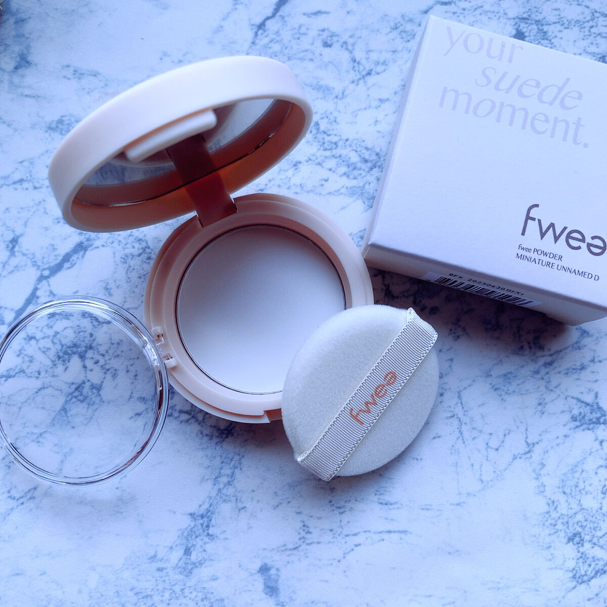 フィークッションスエード/fwee/クッションファンデーションを使ったクチコミ（3枚目）