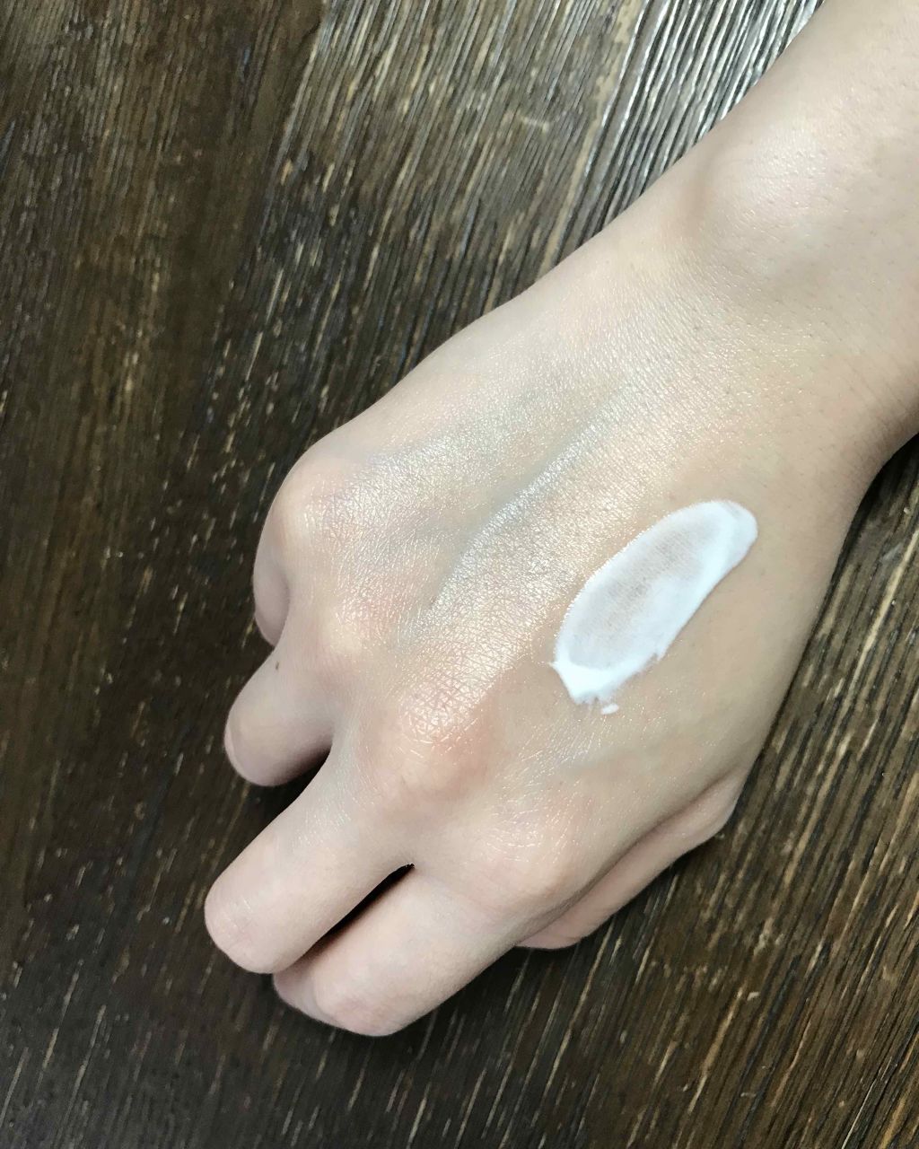 アンブリオリス モイスチャークリーム/アンブリオリス/フェイスクリームを使ったクチコミ（2枚目）