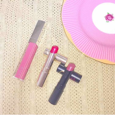 最近お気に入りのリップたちです💄
左からRMKとオペラは友人からそれぞれ誕生日プレゼントとしていただいたものです💝
.
どちらもとても使いやすく、発色もいいので重宝しています。
.
.
右のエクセルは2