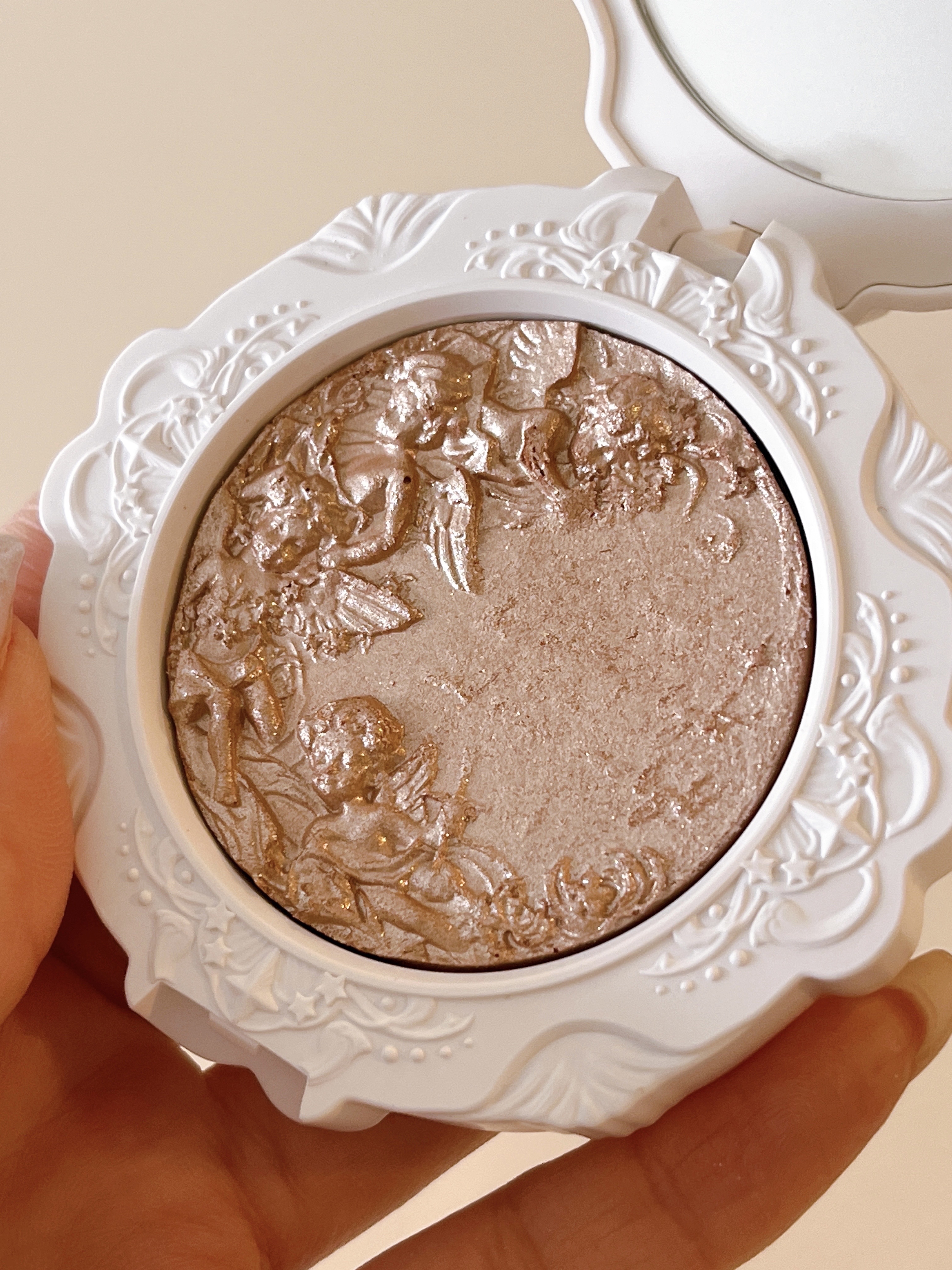 リトルエンジェル ハイライター ニューエラ（新世界）/FlowerKnows/パウダーハイライトを使ったクチコミ（3枚目）