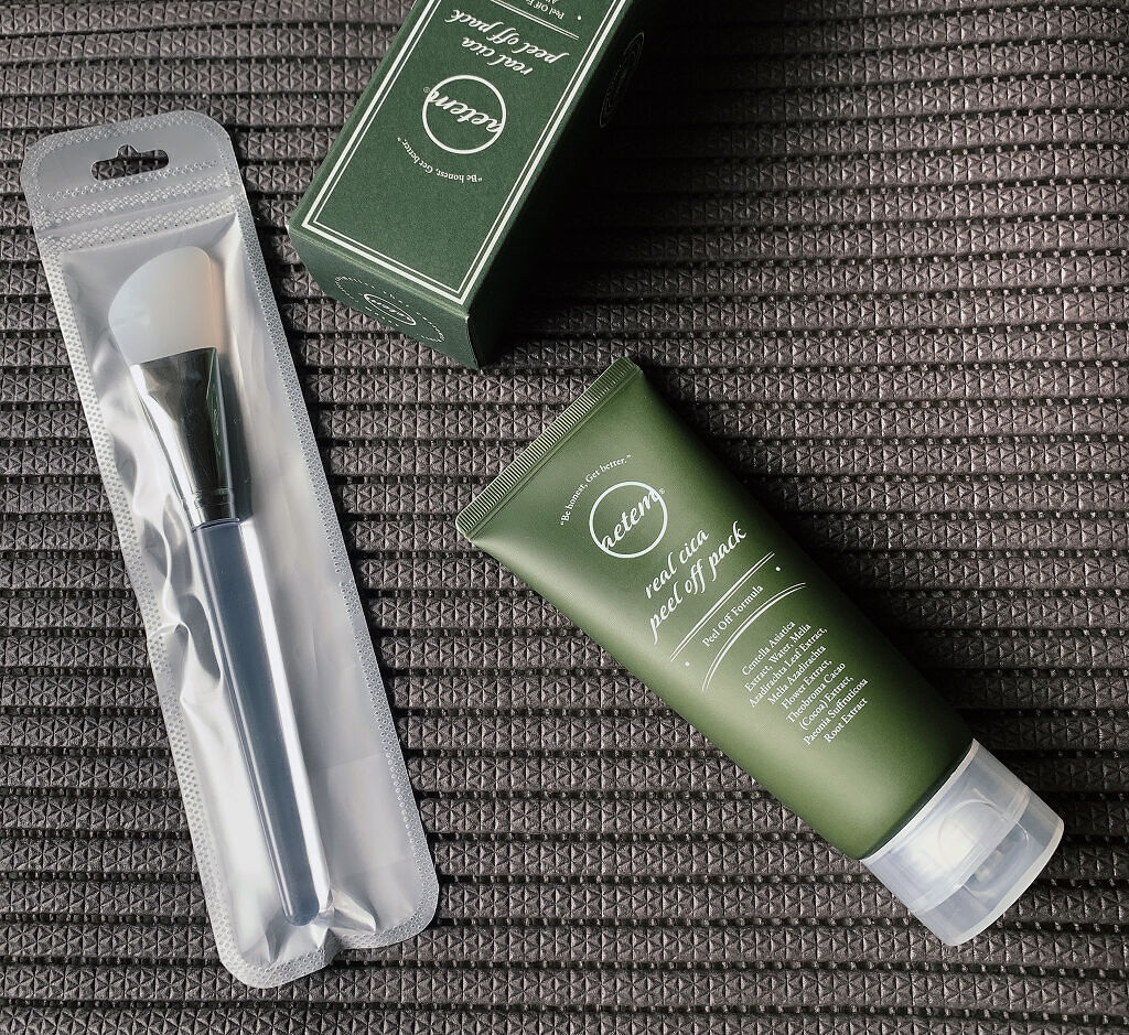 韓国で70000本完売！

リアルシカピールオフパックレビュー♡

韓国で大人気の剥がすタイプのピーリング♪
正直個人的に剥がすタイプのピーリングはお肌にあまり良くないと知りもう何年も使っていませんでした。

ふと最近の剥がすピーリングって