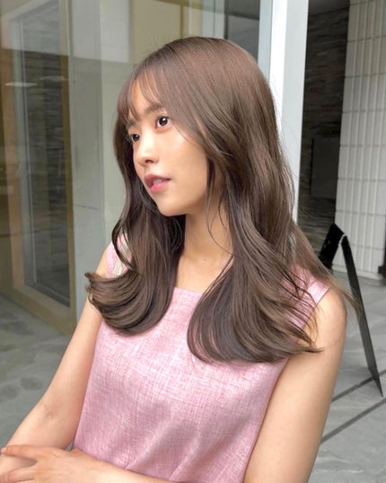 HARUNA on LIPS 「レイヤースタイル🫶.ぷつっとした前髪がおしゃれ🧡.たっぷりレイ..」(4枚目)