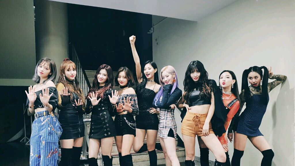 ピメル 涙袋用 美容液アイカラー/pdc/スティックアイシャドウを使ったクチコミ（3枚目）