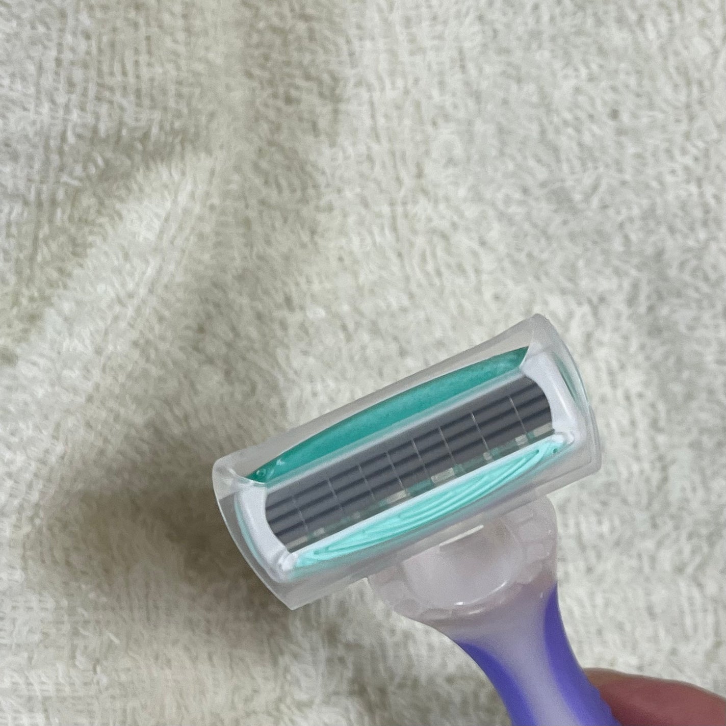 クアトロライト 敏感肌用 (2本入)/シック/シェーバーを使ったクチコミ(3枚目)