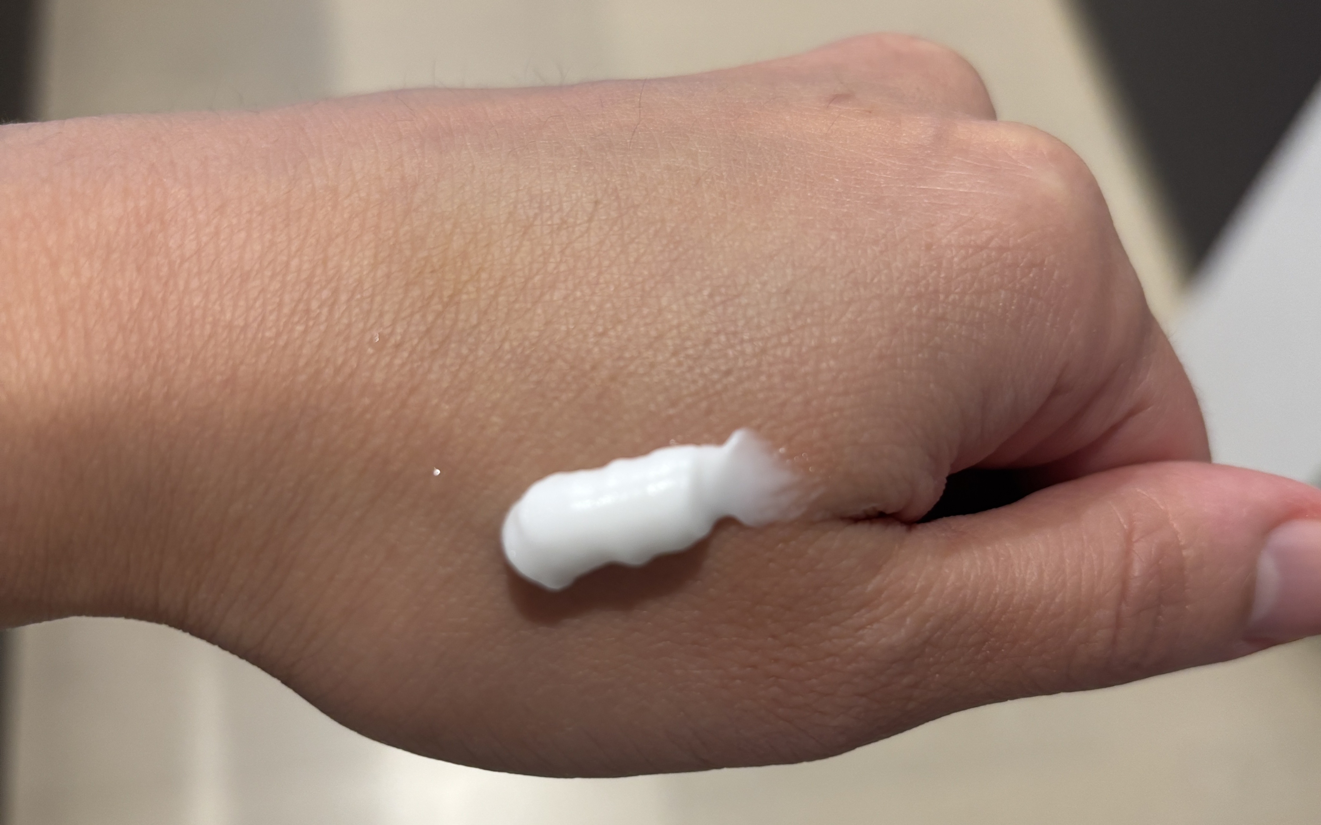 ダークティー ハンドクリーム/KUOCA/ハンドクリームを使ったクチコミ（2枚目）